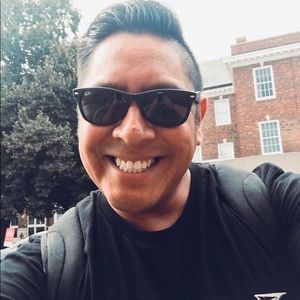 Meet your Posher, Emerson